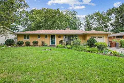 1803 Mcdonald Dr, Champaign, IL 61821 photo 2