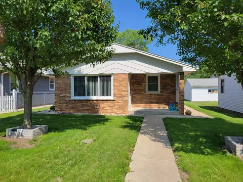 234 N Jefferson Ave, Bradley, IL 60915