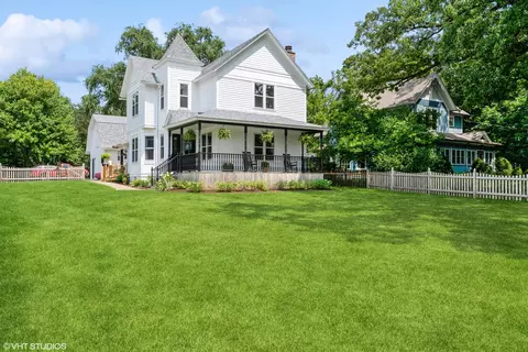 408 Center St, Grayslake, IL 60030