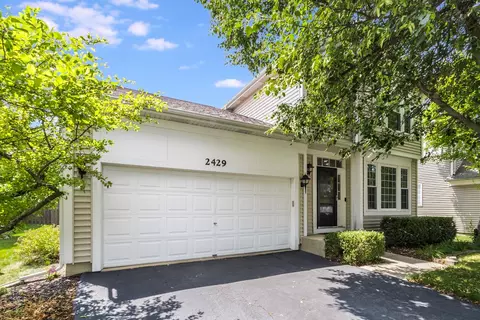 2429 Albany Ct, Aurora, IL 60503