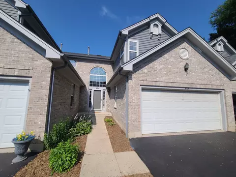 404 Kresswood Dr, Mchenry, IL 60050