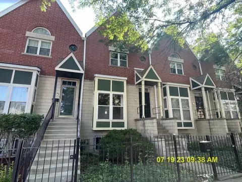 4605 S Lake Park Ave, Chicago, IL 60653