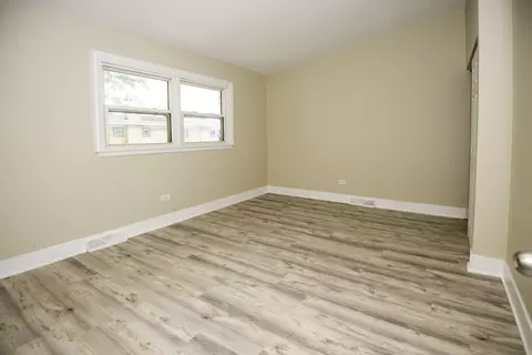 8852 Robin Dr #B, Des Plaines, IL 60016 photo 11