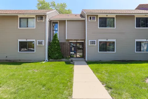 3500 Bayside Dr #3, Palatine, IL 60074