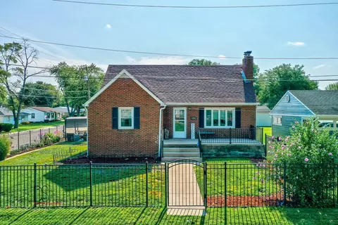 1102 Marcy St, Ottawa, IL 61350