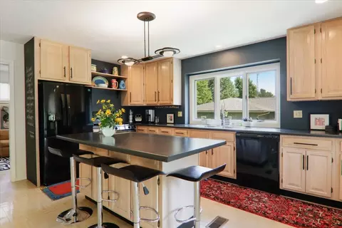 1111 N Linden St, Normal, IL 61761 photo 8