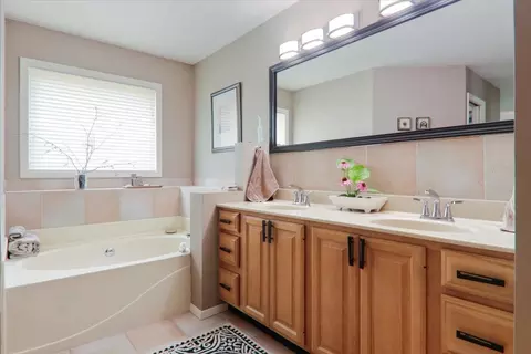 1111 N Linden St, Normal, IL 61761 photo 17