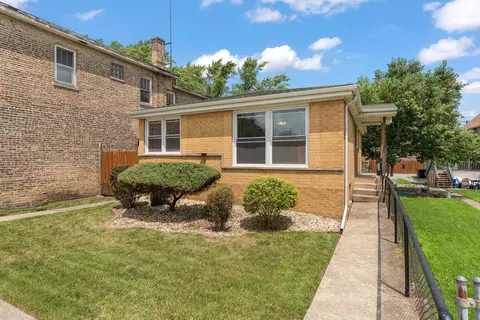 3304 E 136th St, Chicago, IL 60633