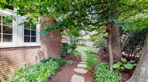 725 Fox Hunt Trl, Deerfield, IL 60015 photo 37