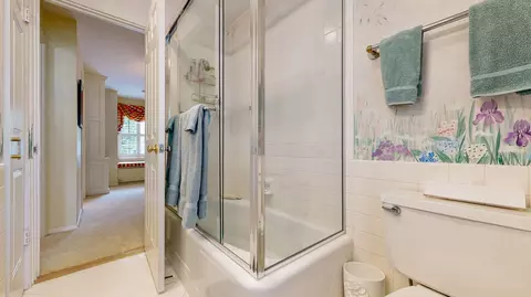 725 Fox Hunt Trl, Deerfield, IL 60015 photo 24