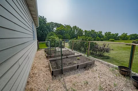 12212 Mitchell Dr, Plano, IL 60545 photo 71