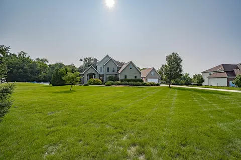 12212 Mitchell Dr, Plano, IL 60545 photo 74