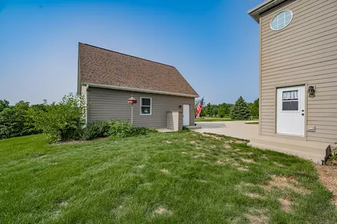 12212 Mitchell Dr, Plano, IL 60545 photo 67