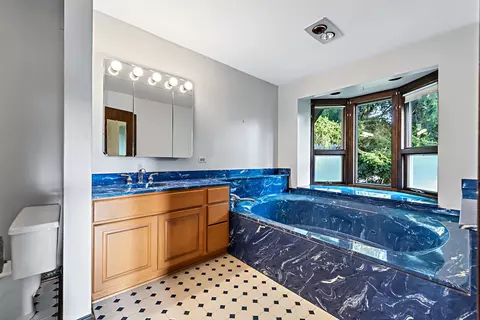 634 Howard St, Wheaton, IL 60187 photo 14