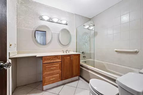 634 Howard St, Wheaton, IL 60187 photo 15