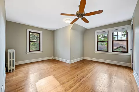 634 Howard St, Wheaton, IL 60187 photo 11