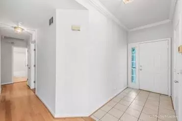 508 Ridgewood Dr, Cary, IL 60013 photo 4