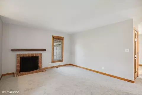263 Pilgrims Path, Gurnee, IL 60031 photo 3