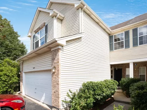 1087 Viewpoint Dr, Lake In The Hills, IL 60156