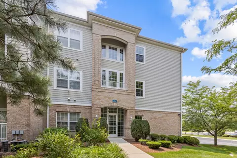1307 W Lake St #105, Addison, IL 60101