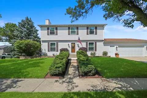 6445 Langsford Ln, Plainfield, IL 60586