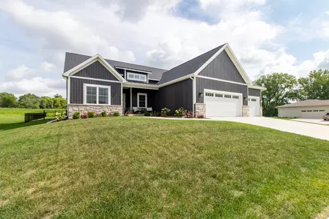 110 Raef Rd, Downs, IL 61736 photo 58