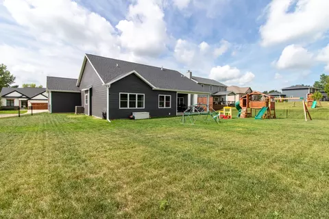 110 Raef Rd, Downs, IL 61736 photo 57