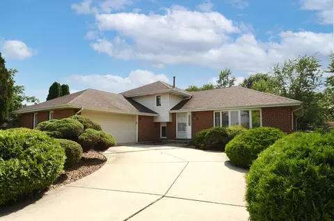 17560 Navajo Trce, Tinley Park, IL 60477