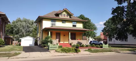 308 N Division Ave, Polo, IL 61064