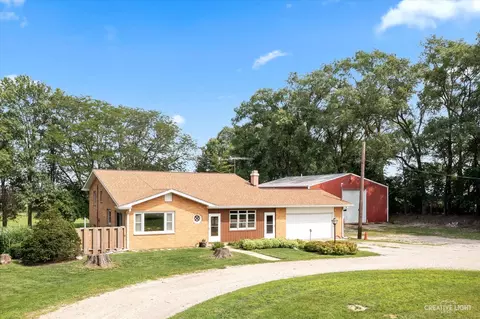 9 S527 State Route 47, Sugar Grove, IL 60554