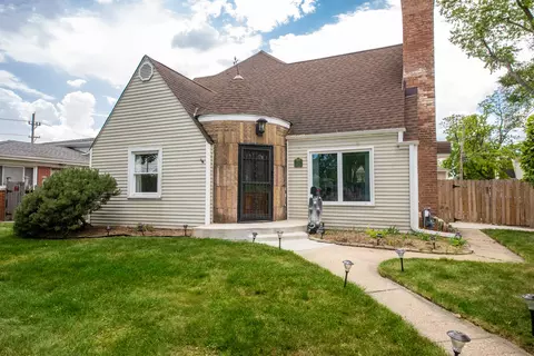 24 N 6th Ave, Des Plaines, IL 60016