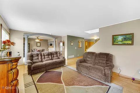 24219 Apple Tree Ln, Plainfield, IL 60585 photo 6