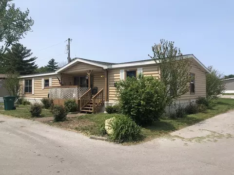 134 Rega Pointe, Hobart, IN 46342