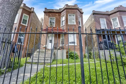 4130 W Cullerton St, Chicago, IL 60623