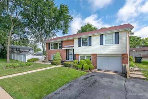4740 177th St, Country Club Hills, IL 60478