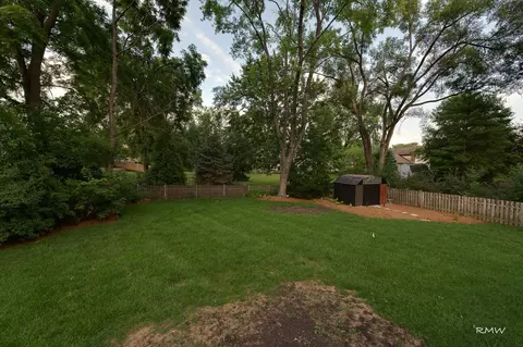 173 Williamsburg Dr, Bartlett, IL 60103 photo 30