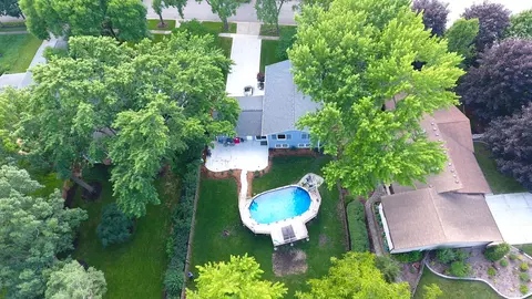 173 Williamsburg Dr, Bartlett, IL 60103 photo 32