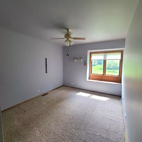39 W139 Adobe Rdg, Elgin, IL 60124 photo 16