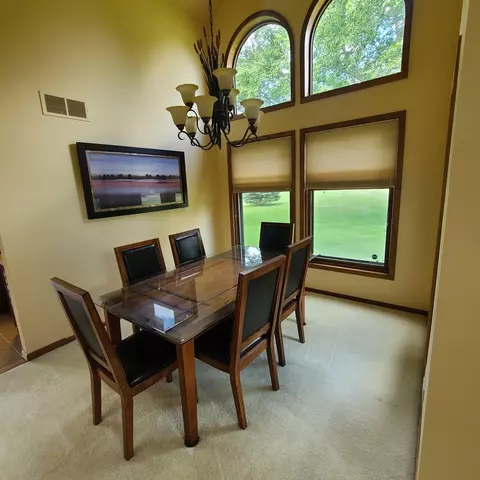 39 W139 Adobe Rdg, Elgin, IL 60124 photo 10