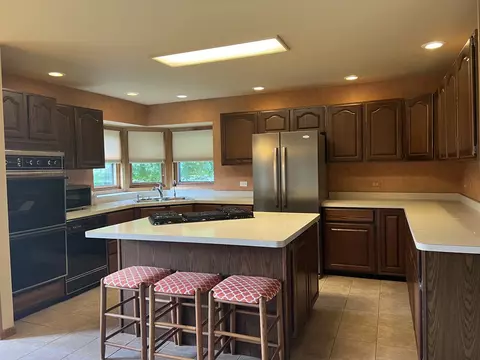39 W139 Adobe Rdg, Elgin, IL 60124 photo 9
