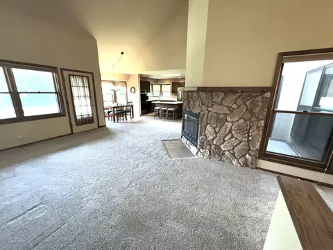 39 W139 Adobe Rdg, Elgin, IL 60124 photo 7