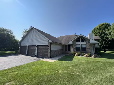 39 W139 Adobe Rdg, Elgin, IL 60124 photo 1