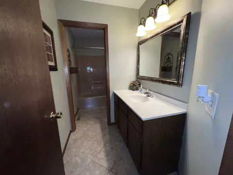 39 W139 Adobe Rdg, Elgin, IL 60124 photo 17