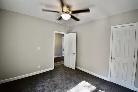 39 White Pl, Bloomington, IL 61701 photo 18