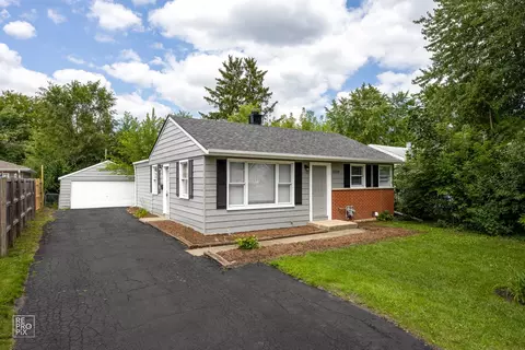 2200 Kirchoff Rd, Rolling Meadows, IL 60008