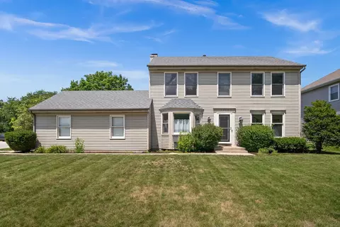 1030 Newcastle Ln, Aurora, IL 60506
