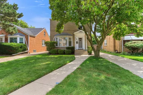 5049 N Merrimac Ave, Chicago, IL 60630