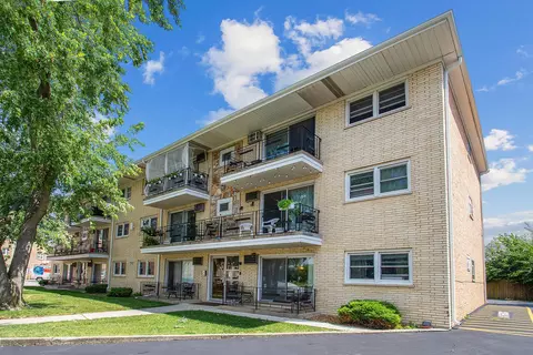 17421 70th Ave #4W, Tinley Park, IL 60477