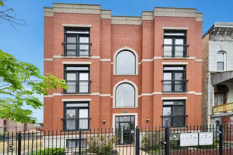 2022 W Warren Blvd #1E, Chicago, IL 60612