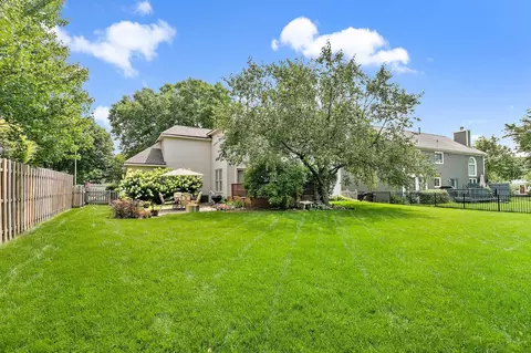 1010 Wakefield Dr, Elgin, IL 60120 photo 31